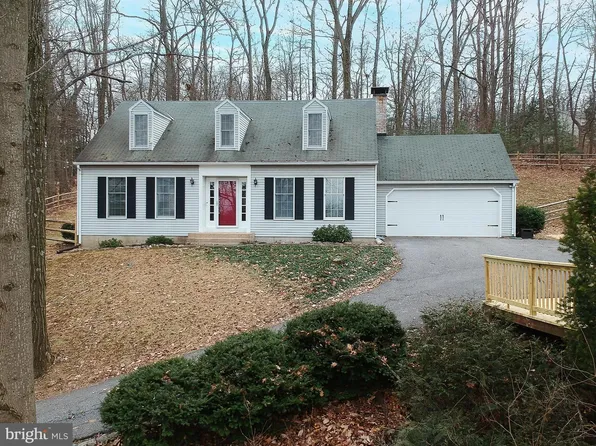 3029 Forest St, Manchester, MD 21102