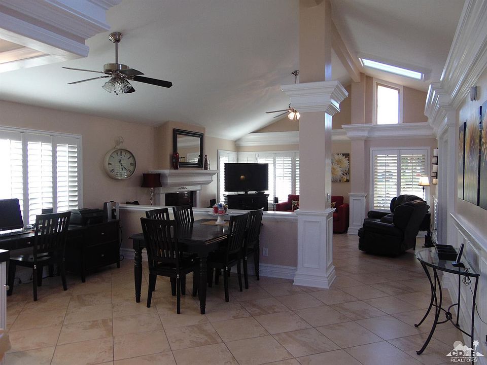 2nd image of 41553 Aventine Ct