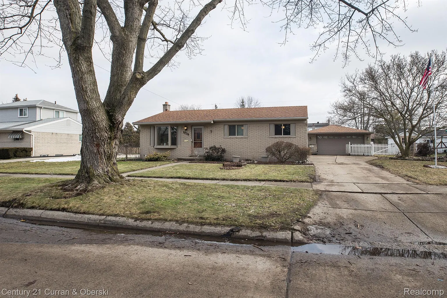 11817 Ernst St photo 1