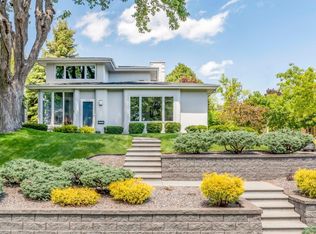 2216 E 43rd St, Minneapolis, MN 55407