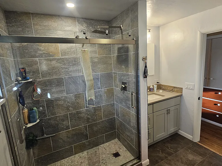 2285 E Rd — Photo 18