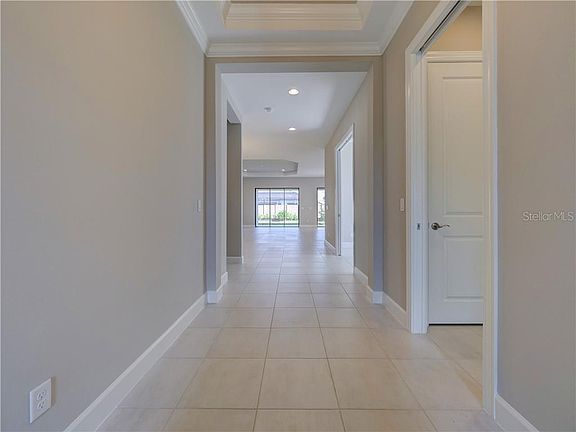 4th image of 5385 Bartolomeo St