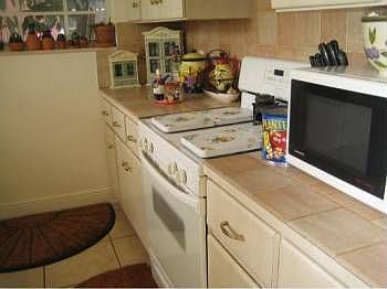 5th image of 180 Truxton Dr