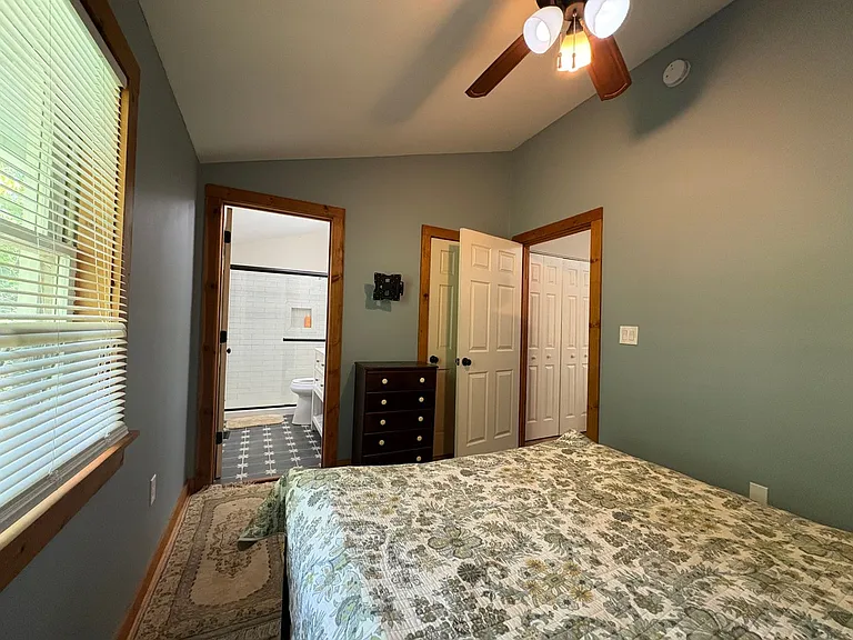 10 Spring Dr — Photo 13