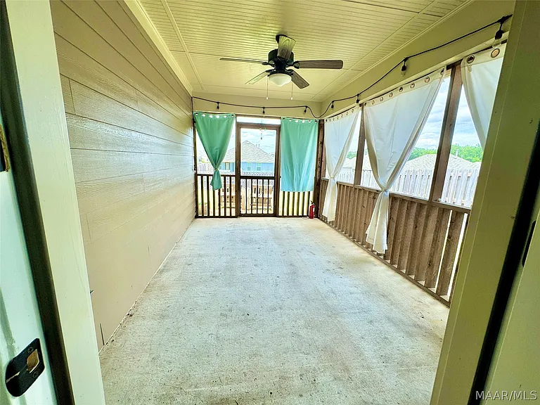 9243 Crescent Lodge Cir — Photo 13