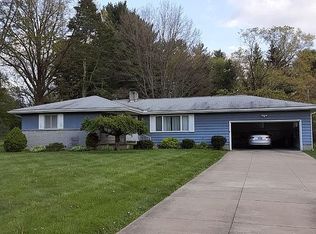 3166 Oser Rd, Barberton, OH 44203