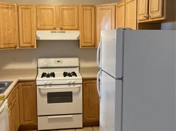 1335 Rock Run Dr, Crest Hill, IL