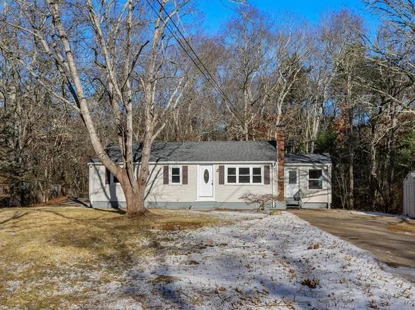 36 Carolyn Dr, Plymouth, MA 02360