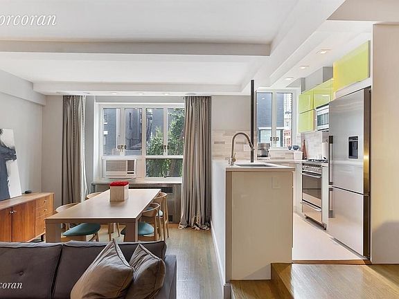3rd image of 160 7th Ave #208