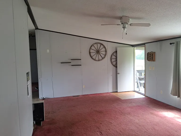 990 County Road 2140 — Photo 3