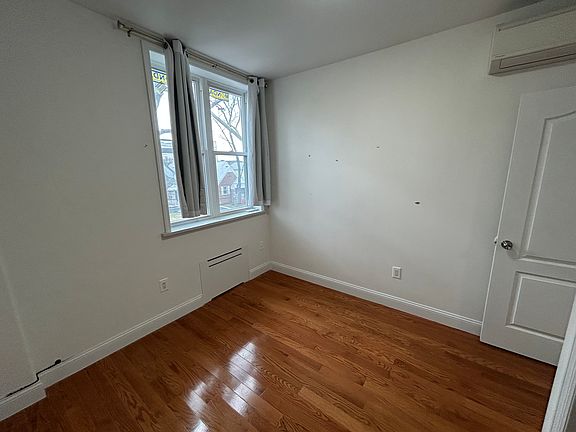 5th image of 82-31 164th Pl #2
