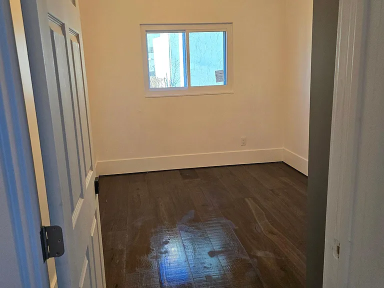 452 S Main St — Photo 26