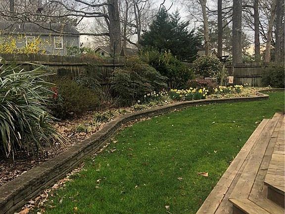 4th image of 5373 Stewart Dr
