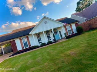 10167 Williford Dr, Olive Branch, MS 38654