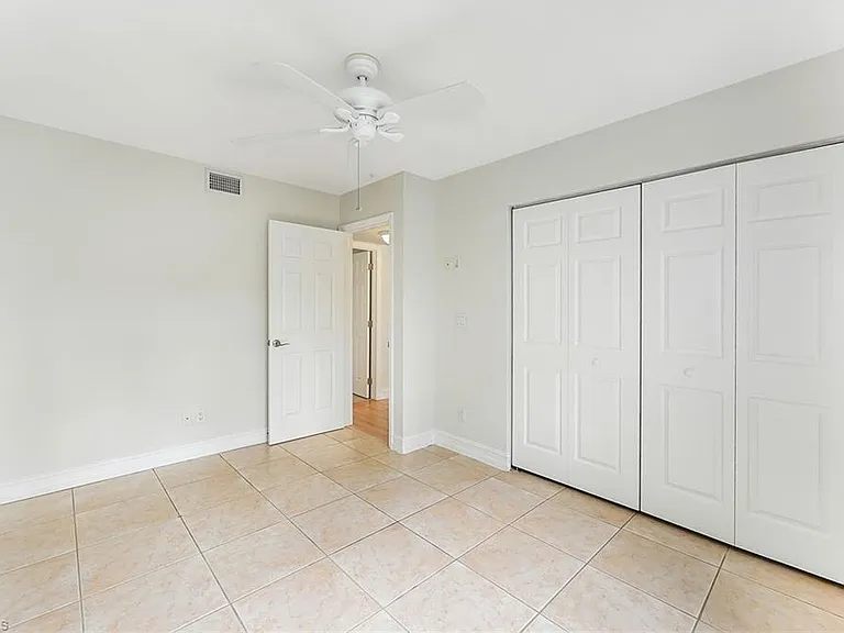 1933 Courtyard Way #D-103 — Photo 14