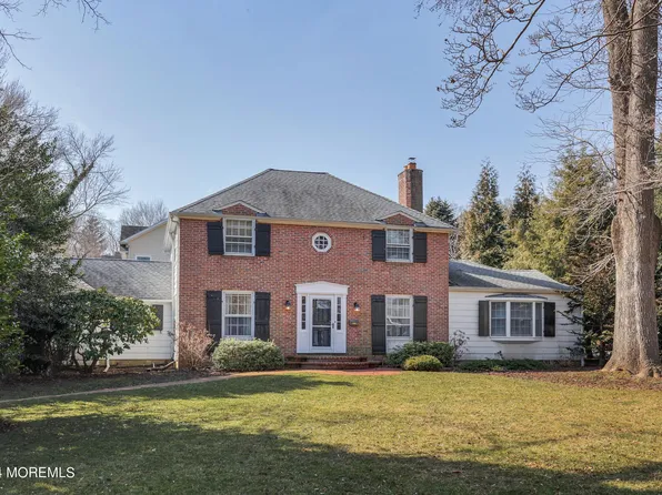 15 Crest Drive, Little Silver, NJ 07739