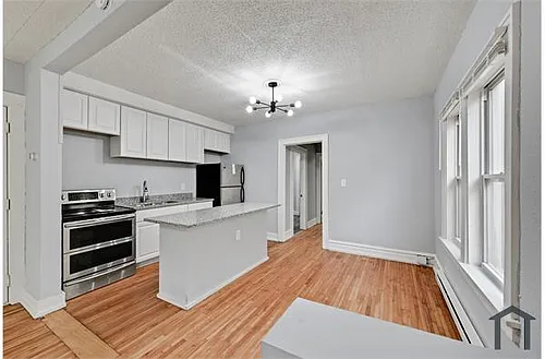 1712 Fremont Ave N #2 Photo 1
