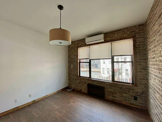 Rented by Parlor Real Estate Corp | media 24