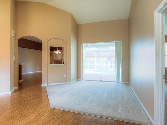 5th image of 4324 Brooke Dr