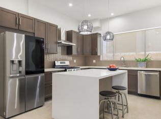 525 1/2 N Commonwealth Ave, Los Angeles, CA 90004