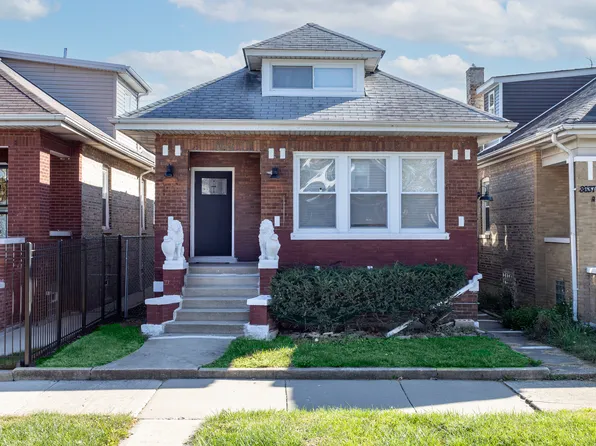 (undisclosed Address), Chicago, IL 60620