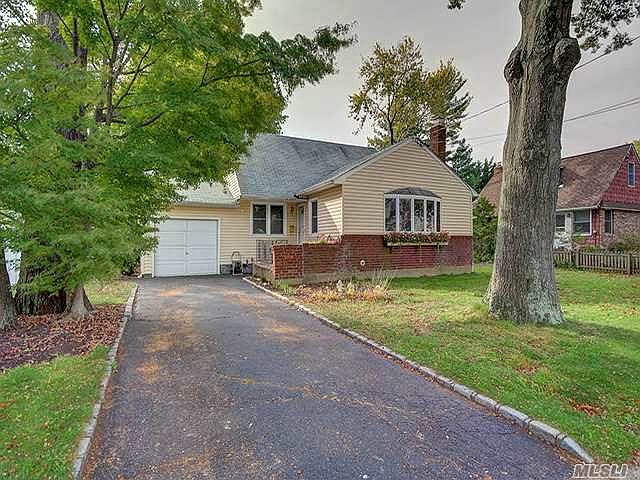 1st image of 94 Ontario Ave