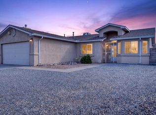 1320 Quiet Desert Dr SW, Albuquerque, NM 87121