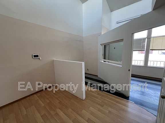5th image of 652 Old Coors Dr SW Unit B