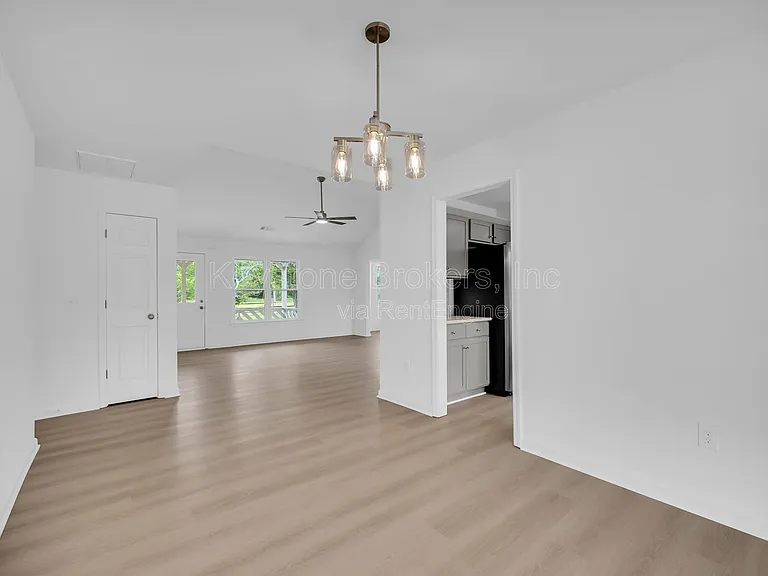 2341 Wall Rd — Photo 8