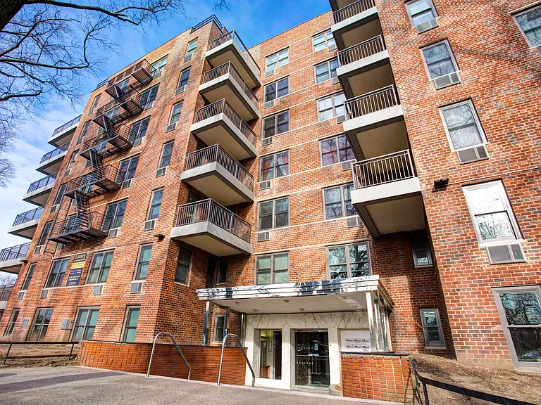 1135 Pelham Pkwy N #6E — Photo 8