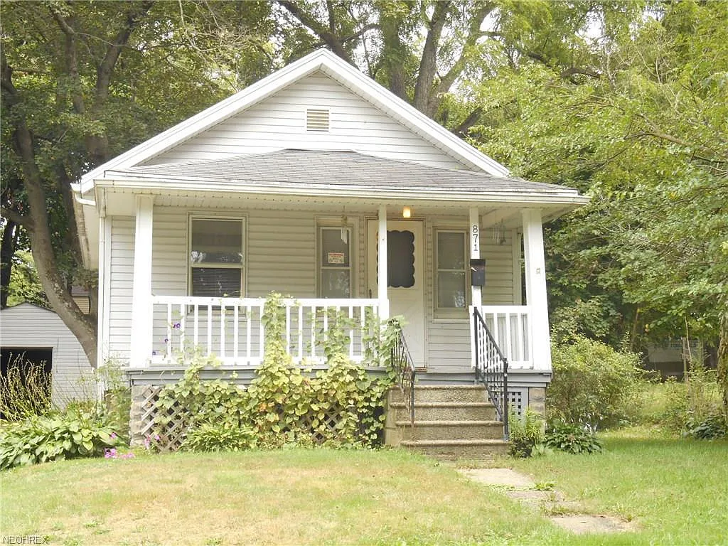 Garfield St, Akron — Photo 1