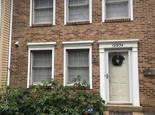 19904 Buhrstone Dr, Gaithersburg, MD 20886