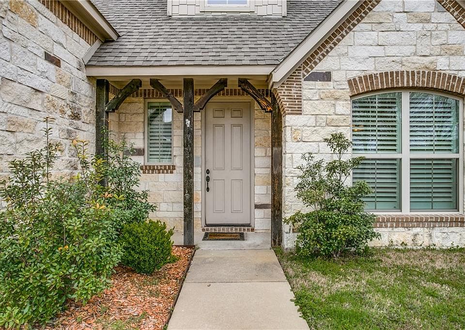 1st image of 1003 Cactus Dr