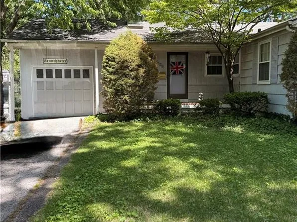 4128 W 73rd St, Prairie Village, KS 66208