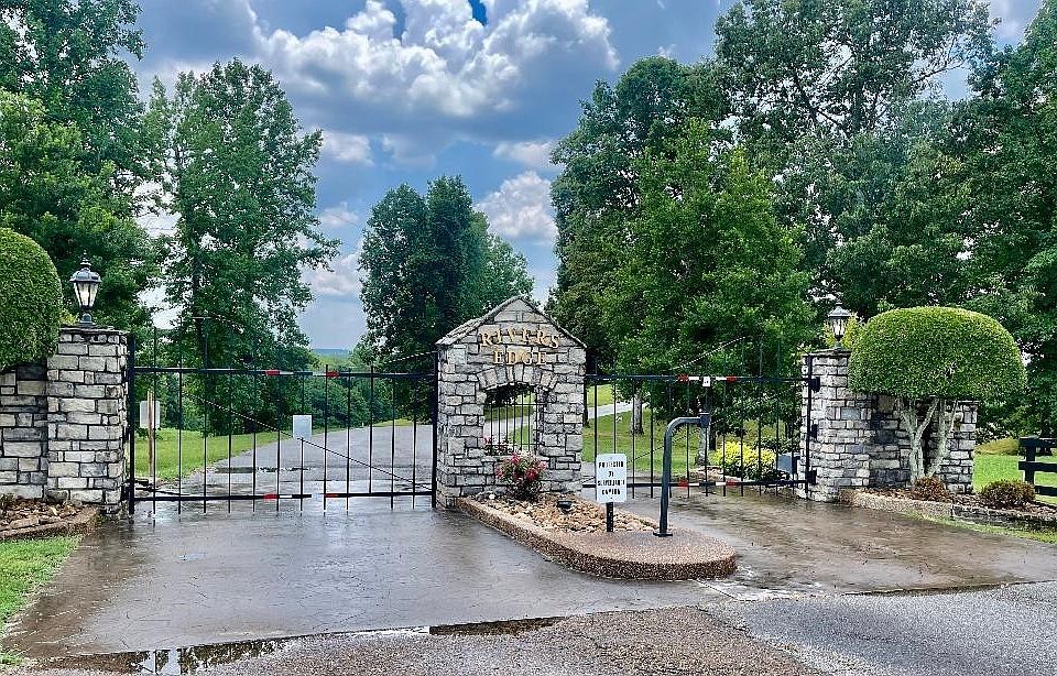 1st image of 594 Rivers Edge Dr #35