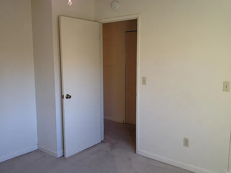 2 bed, 1062 sqft, $2,500 — Photo 3