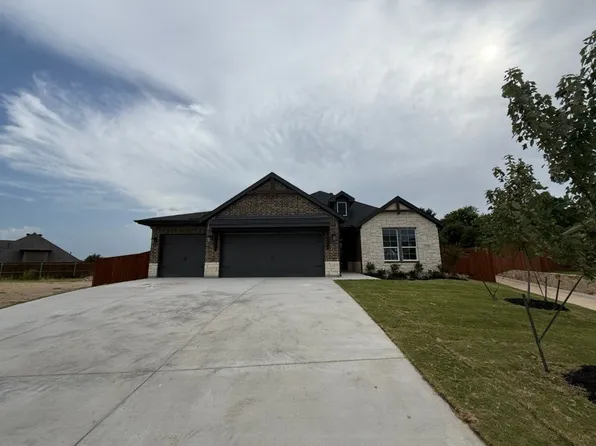 2200 Castle Rock Ln, Weatherford, TX 76087
