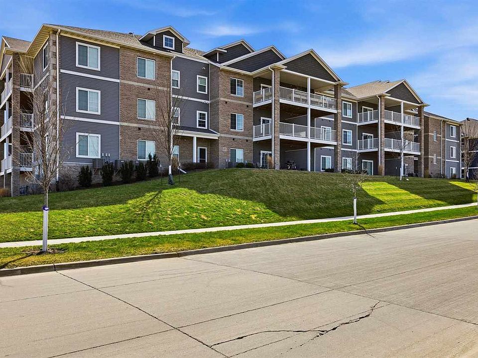 1st image of 2871 Spring Rose Cir #105