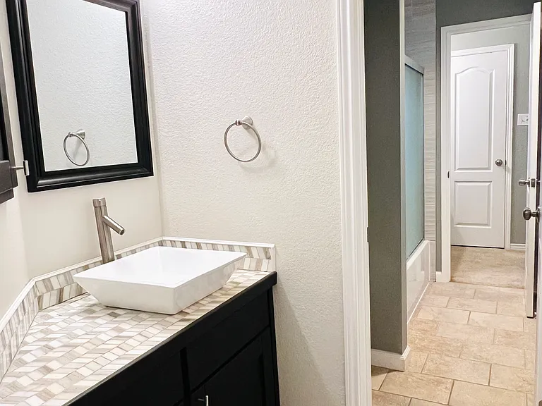 1042 Fireside Dr — Photo 22
