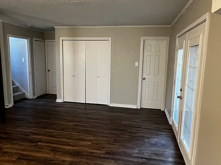 8803 Patricia Lynn Ln — Photo 7