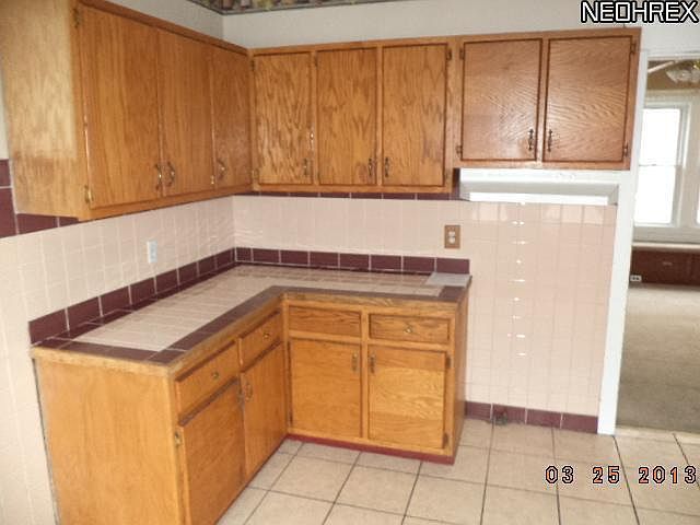 1st image of 3158 W 38th St
