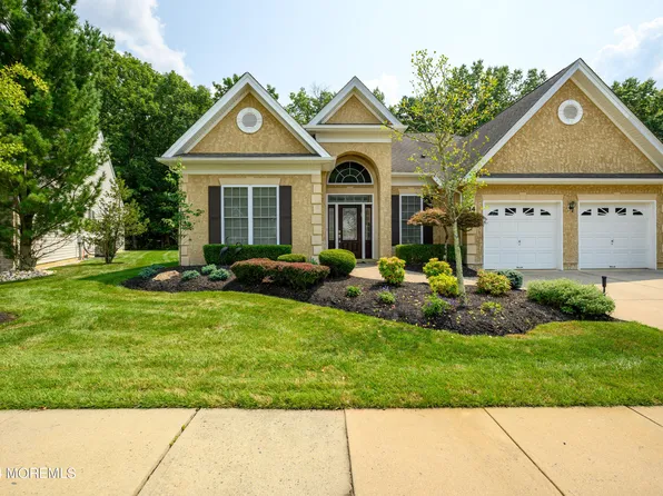 14 Caufield Court, Freehold, NJ 07728