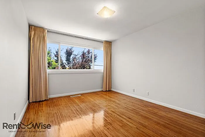 1120 Oakwood Dr — Photo 17