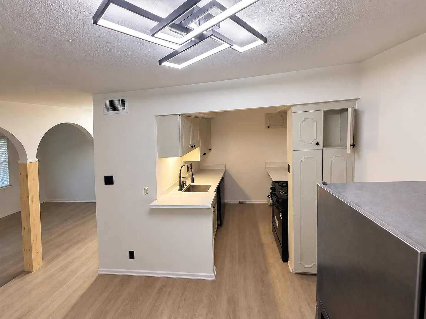 2 bed, 845 sqft, $1,195 — Photo 4