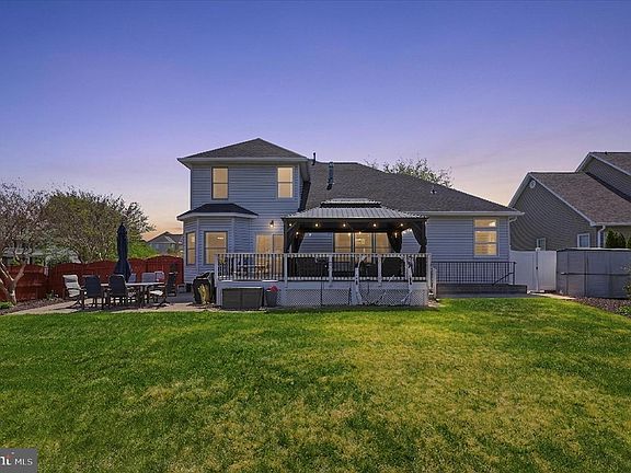 2nd image of 100 Bing Ct