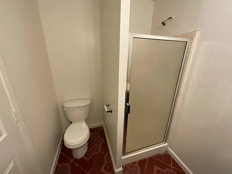 1328 Laguna Way — Photo 13