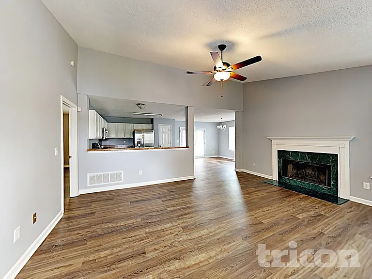 38 Coachmen Ct — Photo 3