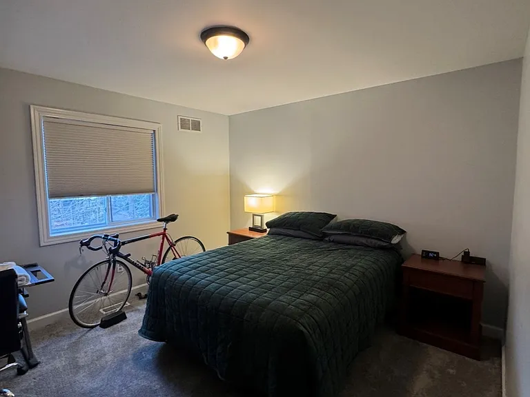 23829 Reynolds Ave — Photo 4