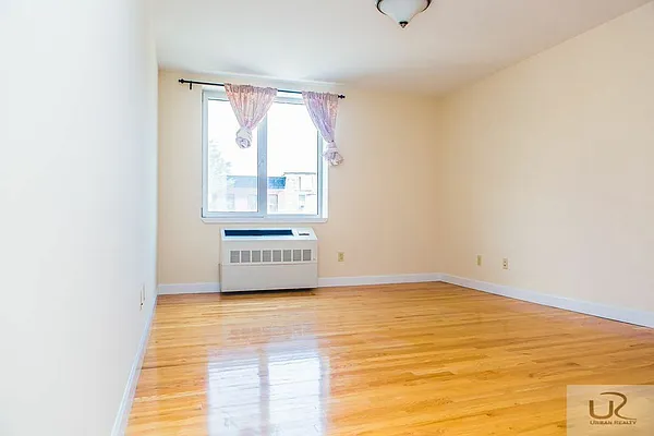 Rented by Urban Realty NYC | media 48