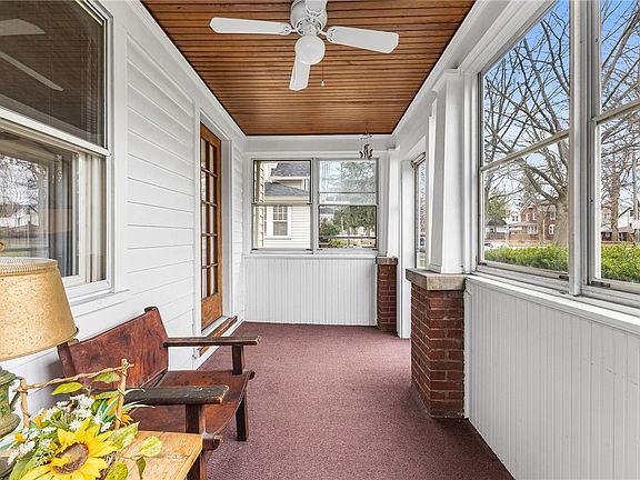 4th image of 2036 N Clinton Ave